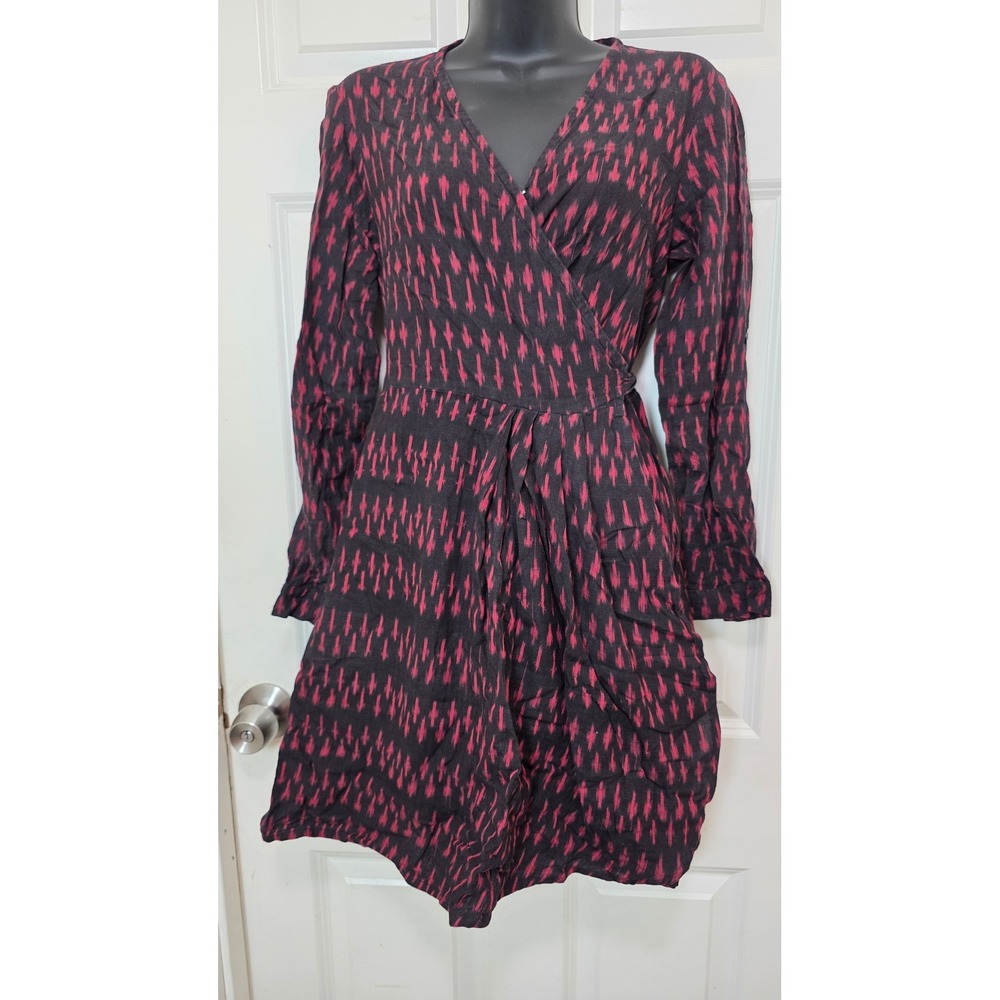 Passion Lilie Wrap Dress Womens‎ Medium Black Red Ikat Print Long Sleeve V-Neck